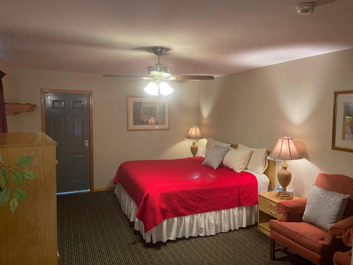 Pikes Peak Hotel Manitou Springs