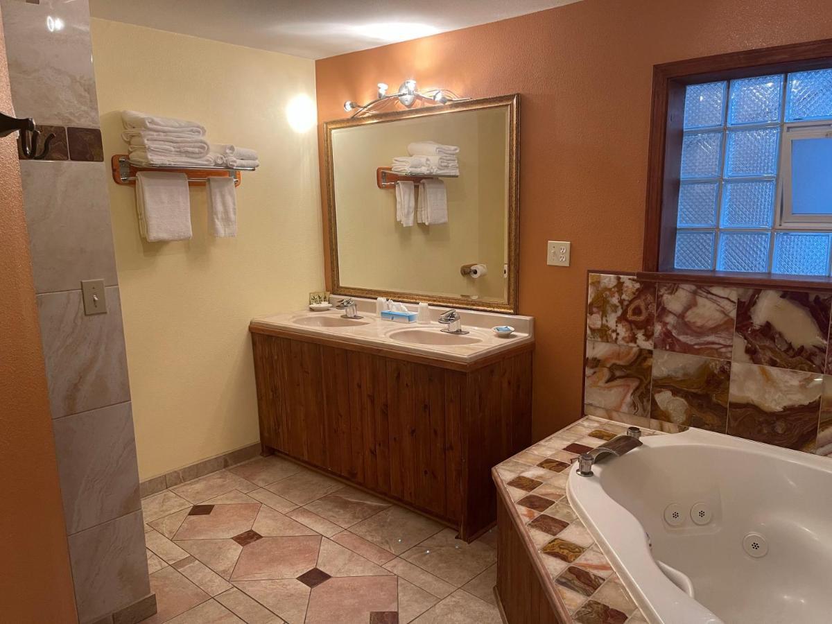 Hotel Pikes Peak 3*